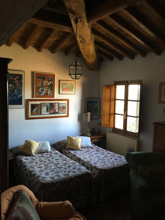 דירות קסטלנואובו ברארדנגה Casale Le Querce מראה חיצוני תמונה